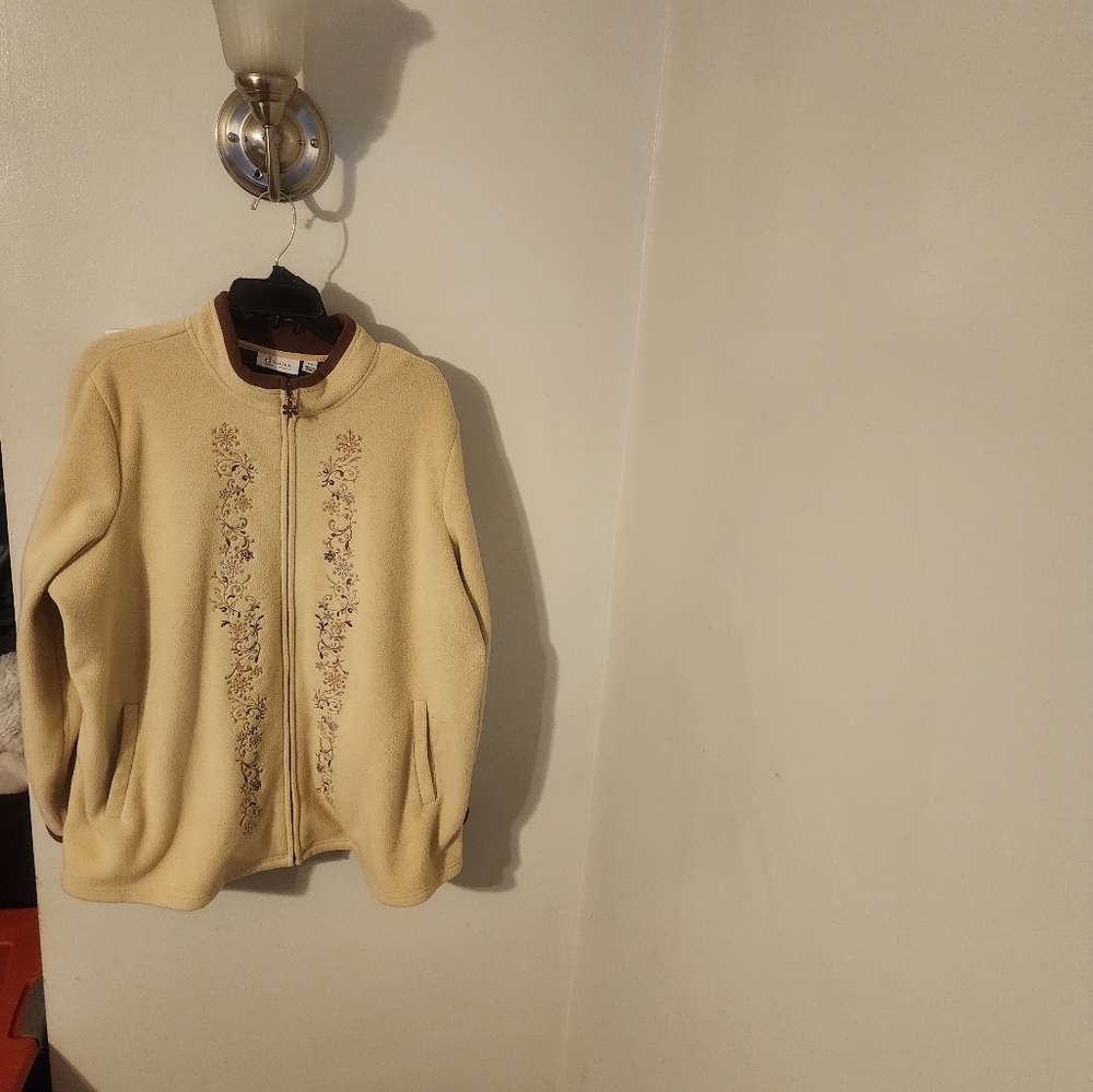 Denim and company cream fleece zip up Plus 2x